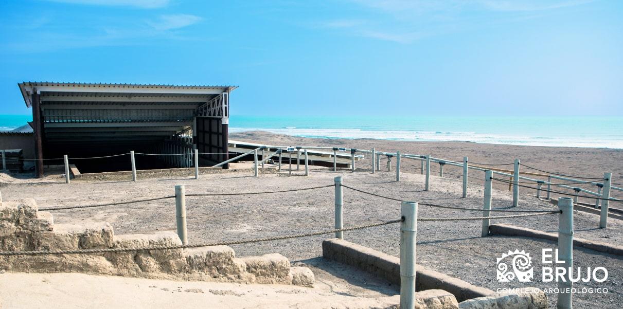 playas cerca al complejo arqueológico El Brujo